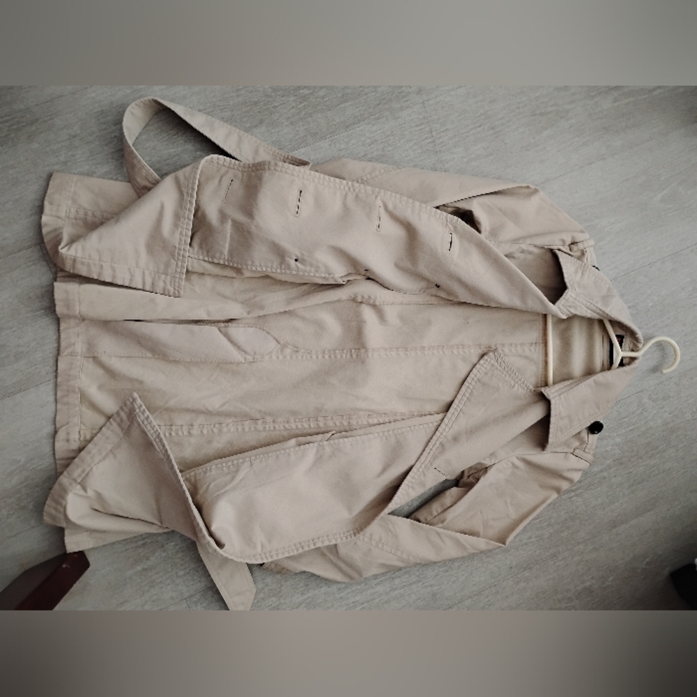 Classic Beige Vintage Double-Breasted  Trench Coat - Picture 11 of 13